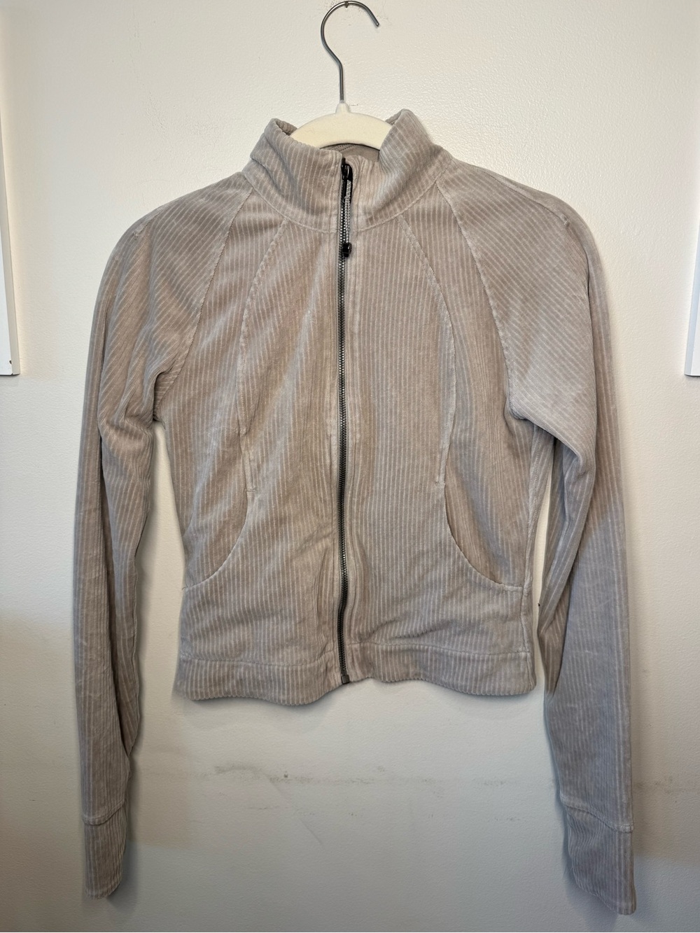 Lululemon Scuba Track Jacket *Velvet Cord
Riverstone